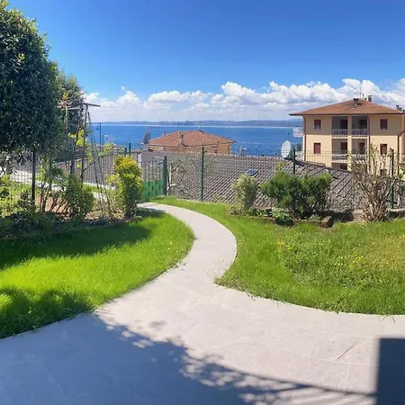 Oleander House * טורי דל בנקו