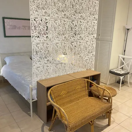 דירה Oleander House
