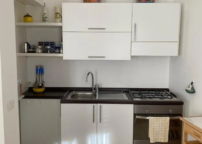 Апартаменты Oleander House Торри-дель-Бенако