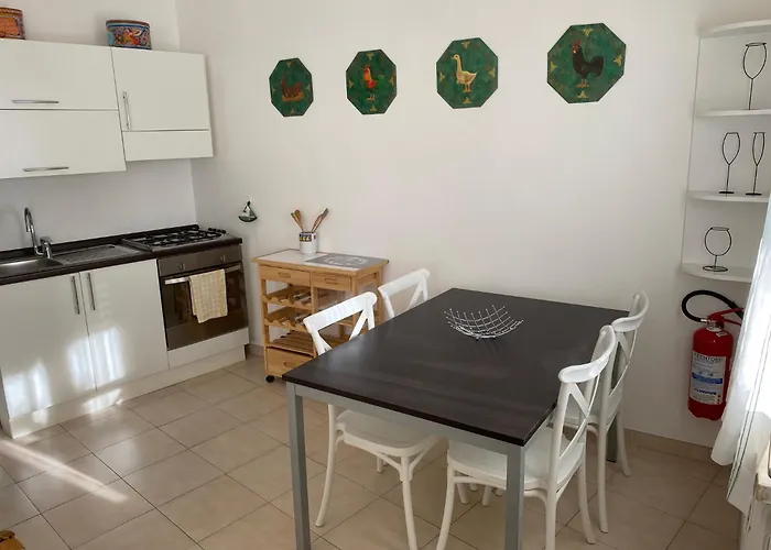 Апартаменты Oleander House Торри-дель-Бенако