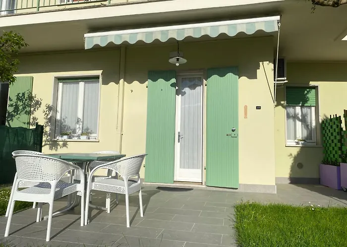 Oleander House Апартаменты Торри-дель-Бенако