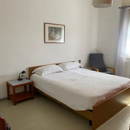 Apartment Oleander House Torri Del Benaco